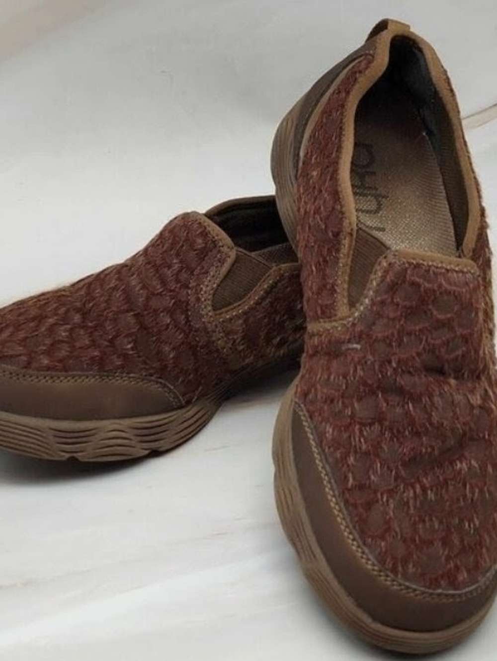 Ryka brown slip-on shoe, size 8 - Picture 2 of 5